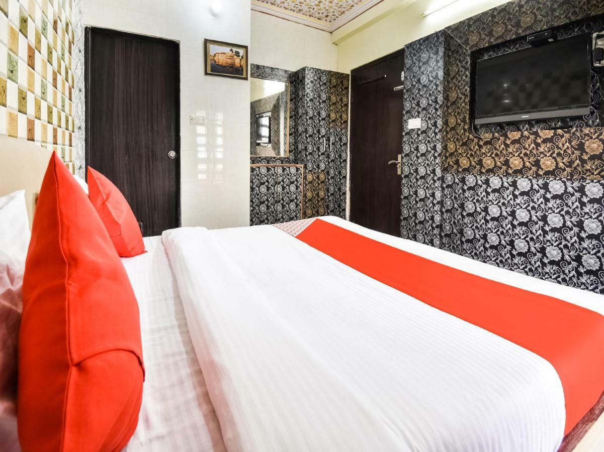 Oyo 48665 Kesar Palace Amer Exterior foto